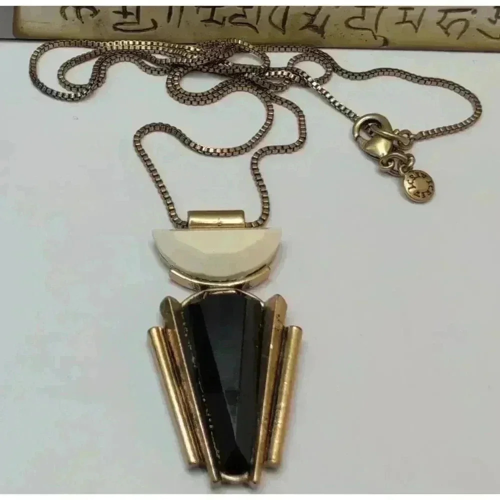 Rare J Crew Black Gold Chain Geometric Design Pendant Necklace 32 Inch